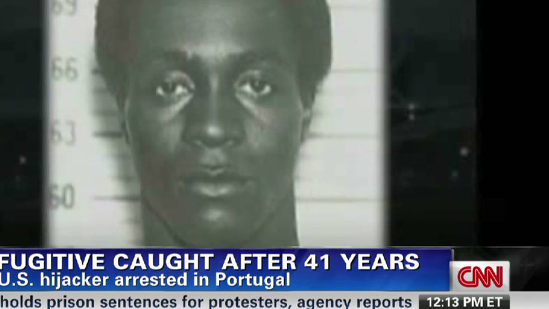 Illustration for article titled Four Notorious Fugitives Who Were Caught — And One Who’s Still At Large